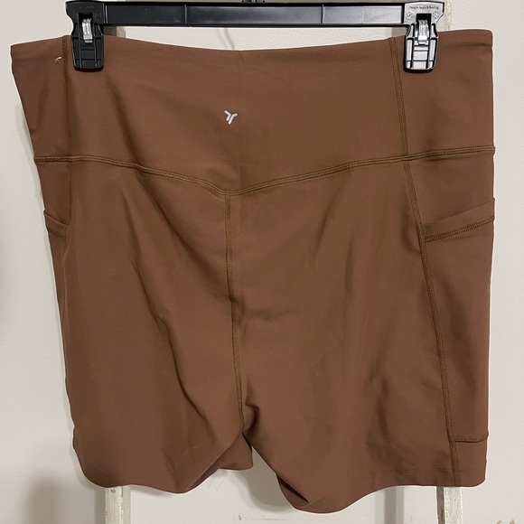 Old Navy 2 Piece Active Wear Set Sports Bra and High Waisted Biker Short XXL - Picture 4 of 8